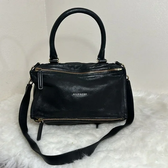 💯Authentic Givenchy Pandora Handbag🍀 - Picture 1 of 17